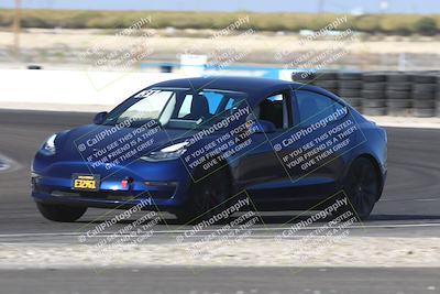 media/Nov-08-2025-Speed Ventures (Sat) [[1c7a6332f5]]/TC B/Session 3 (Turn 1)/